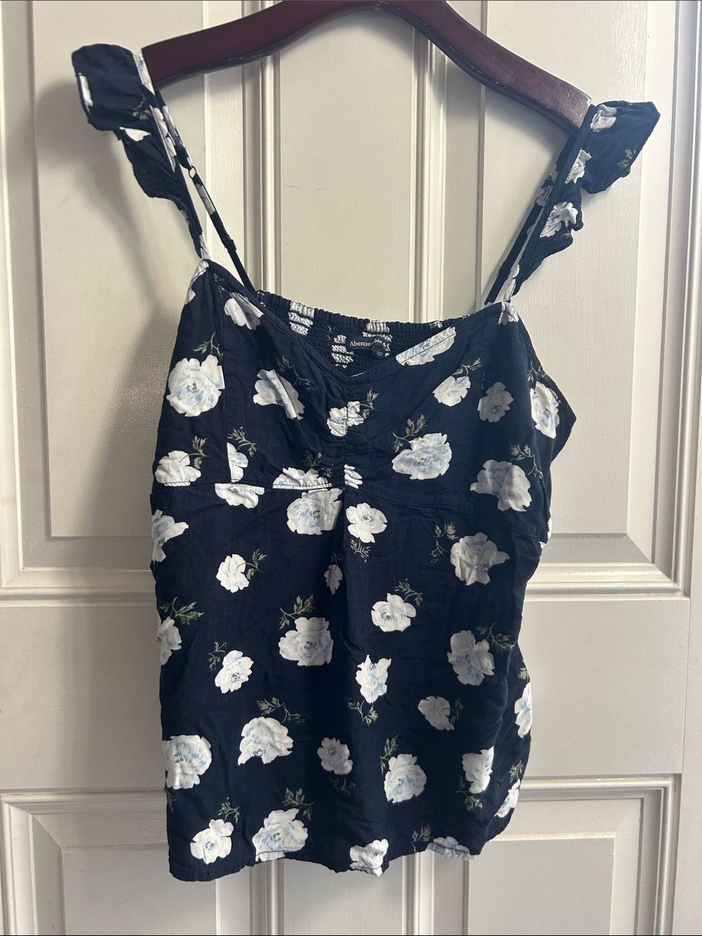 Abercrombie & Fitch top
